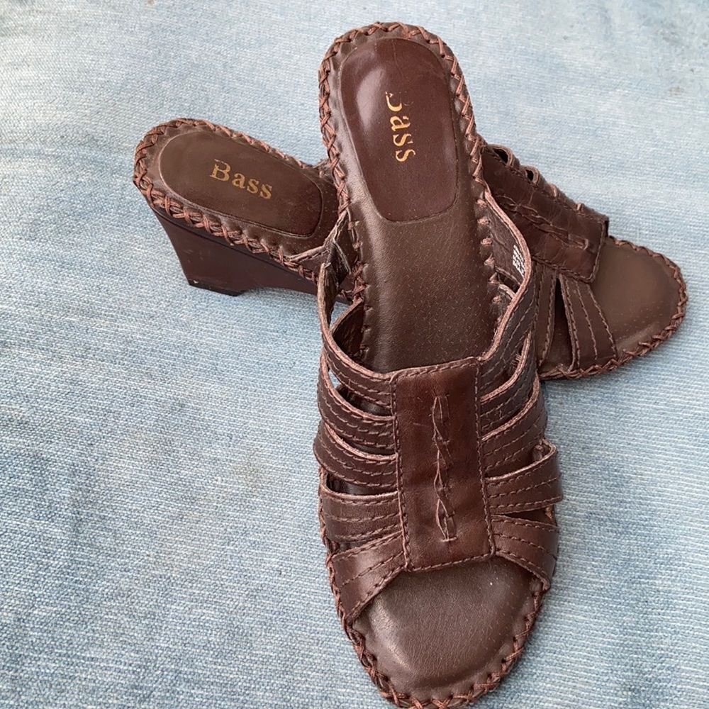 Bass Woman Leather Upper Shoes Sandals Size 8M
